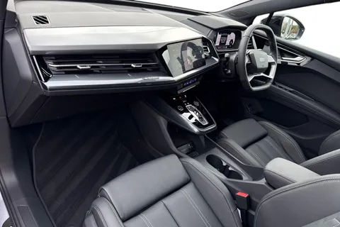  Audi Q4 e-tron 45 Black Edition Auto 5dr 82kWh Thumbnail #9