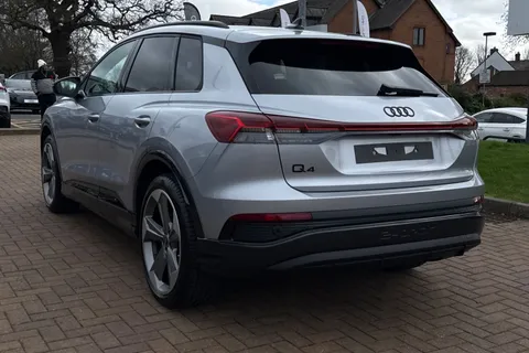  Audi Q4 e-tron 45 Black Edition Auto 5dr 82kWh Thumbnail #16