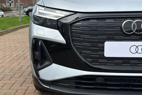  Audi Q4 e-tron 45 Black Edition Auto 5dr 82kWh Thumbnail #29