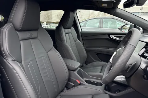  Audi Q4 e-tron 45 Black Edition Auto 5dr 82kWh Thumbnail #45