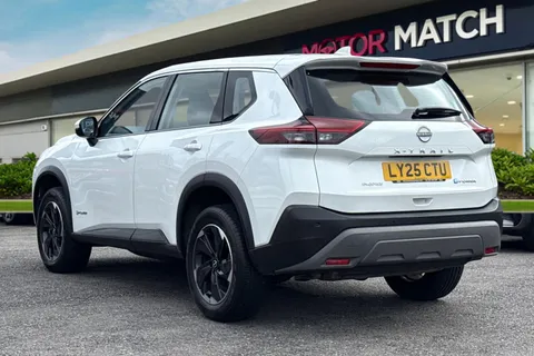 LY25CTU Nissan X-Trail 1.5 h e-POWER Acenta Premium Auto e-4ORCE Euro 6 (s/s) 5dr Thumbnail #3