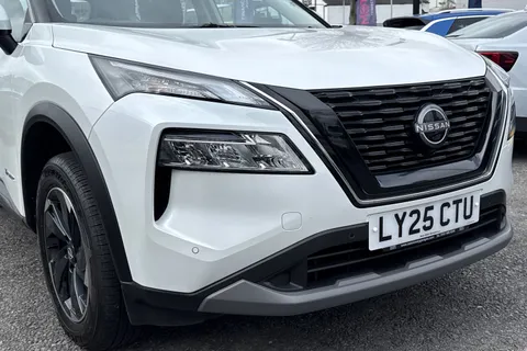 LY25CTU Nissan X-Trail 1.5 h e-POWER Acenta Premium Auto e-4ORCE Euro 6 (s/s) 5dr Thumbnail #10