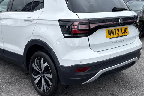 8 of 51 for Volkswagen T-Cross 1.0 TSI Black Edition Euro 6 (s/s) 5dr