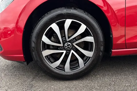 MK22HZD Volkswagen Golf 1.5 TSI Active 5dr **REAR VIEW CAMERA** Thumbnail #12