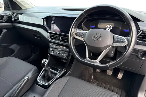 14 of 51 for Volkswagen T-Cross 1.0 TSI Black Edition Euro 6 (s/s) 5dr