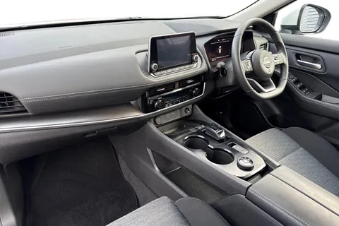 LY25CTU Nissan X-Trail 1.5 h e-POWER Acenta Premium Auto e-4ORCE Euro 6 (s/s) 5dr Thumbnail #16