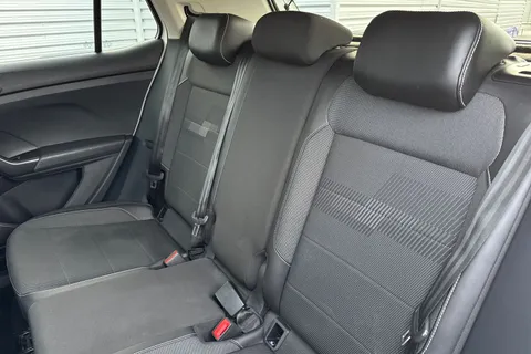 19 of 51 for Volkswagen T-Cross 1.0 TSI Black Edition Euro 6 (s/s) 5dr