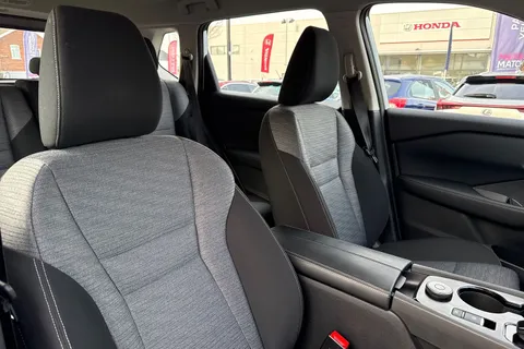 LY25CTU Nissan X-Trail 1.5 h e-POWER Acenta Premium Auto e-4ORCE Euro 6 (s/s) 5dr Thumbnail #25