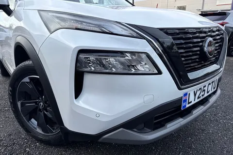 LY25CTU Nissan X-Trail 1.5 h e-POWER Acenta Premium Auto e-4ORCE Euro 6 (s/s) 5dr Thumbnail #35
