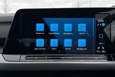 MK22HZD Volkswagen Golf 1.5 TSI Active 5dr **REAR VIEW CAMERA** Thumbnail #43