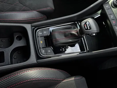 SH24OBC Škoda Kodiaq 2.0 TSI vRS DSG 4WD Euro 6 (s/s) 5dr (7 Seat) Thumbnail #21