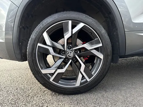 SH24OBC Škoda Kodiaq 2.0 TSI vRS DSG 4WD Euro 6 (s/s) 5dr (7 Seat) Thumbnail #24