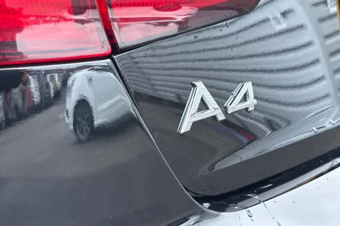 FT21ZWL Audi A4 2.0 TFSI 40 Sport Edition S Tronic Euro 6 (s/s) 4dr Thumbnail #32