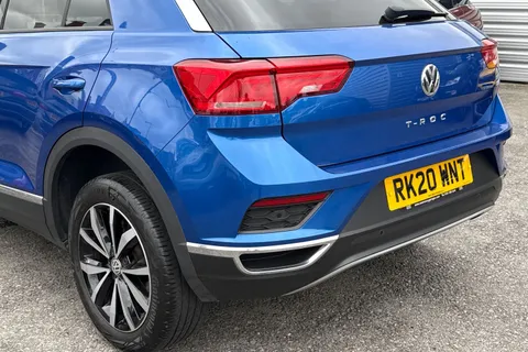 7 of 51 for Volkswagen T-Roc 1.0 TSI Design Euro 6 (s/s) 5dr