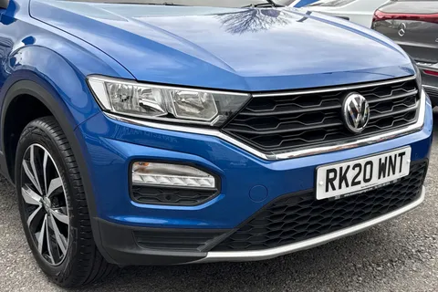 8 of 51 for Volkswagen T-Roc 1.0 TSI Design Euro 6 (s/s) 5dr