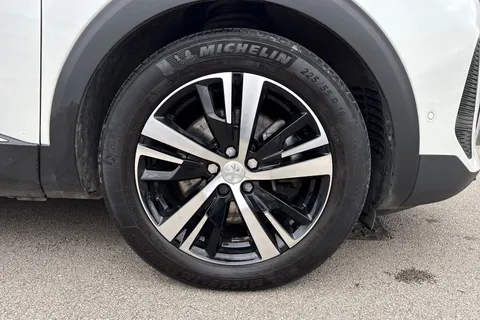 MT21FNF PEUGEOT 3008 1.6 13.2kWh GT Premium e-EAT Euro 6 (s/s) 5dr Thumbnail #12