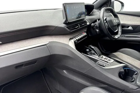 MT21FNF PEUGEOT 3008 1.6 13.2kWh GT Premium e-EAT Euro 6 (s/s) 5dr Thumbnail #16