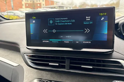 MT21FNF PEUGEOT 3008 1.6 13.2kWh GT Premium e-EAT Euro 6 (s/s) 5dr Thumbnail #45