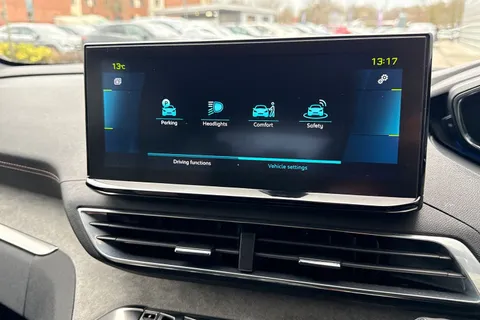 MT21FNF PEUGEOT 3008 1.6 13.2kWh GT Premium e-EAT Euro 6 (s/s) 5dr Thumbnail #48