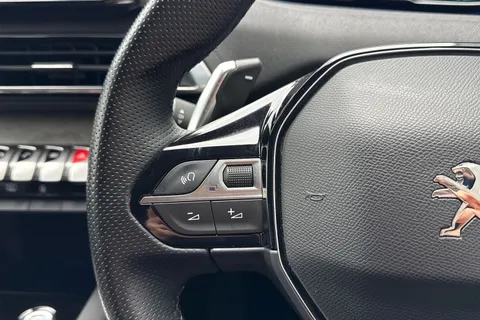 MT21FNF PEUGEOT 3008 1.6 13.2kWh GT Premium e-EAT Euro 6 (s/s) 5dr Thumbnail #53