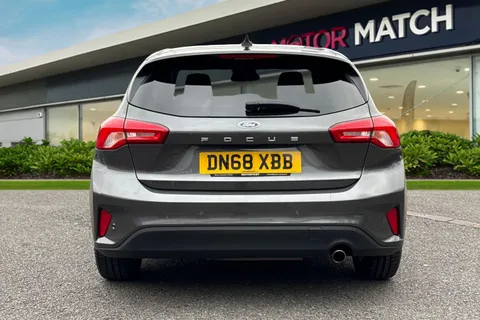 DN68XBB Ford Focus 1.5 EcoBlue Titanium Euro 6 (s/s) 5dr Thumbnail #5