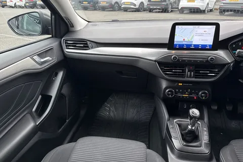 DN68XBB Ford Focus 1.5 EcoBlue Titanium Euro 6 (s/s) 5dr Thumbnail #21