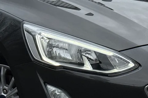 DN68XBB Ford Focus 1.5 EcoBlue Titanium Euro 6 (s/s) 5dr Thumbnail #27