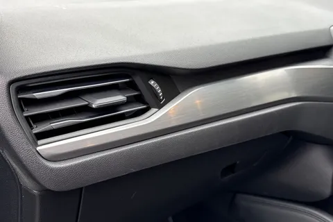 DN68XBB Ford Focus 1.5 EcoBlue Titanium Euro 6 (s/s) 5dr Thumbnail #36