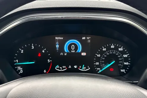 DN68XBB Ford Focus 1.5 EcoBlue Titanium Euro 6 (s/s) 5dr Thumbnail #37