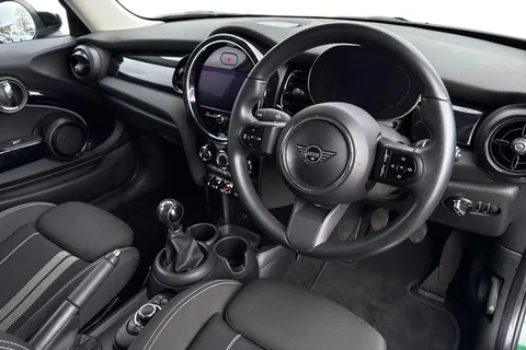 ML22JCY Mini Hatch 2.0 Cooper S Classic Euro 6 (s/s) 3dr Thumbnail #8