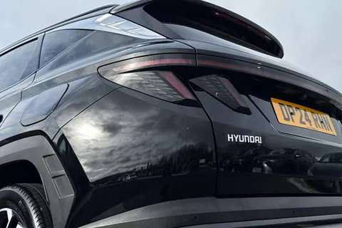 DP24RNN Hyundai Tucson 1.6 T-GDi Ultimate Auto 4WD Euro 6 (s/s) 5dr Thumbnail #9