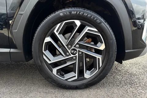 DP24RNN Hyundai Tucson 1.6 T-GDi Ultimate Auto 4WD Euro 6 (s/s) 5dr Thumbnail #11