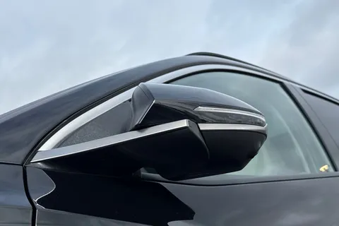 DP24RNN Hyundai Tucson 1.6 T-GDi Ultimate Auto 4WD Euro 6 (s/s) 5dr Thumbnail #31