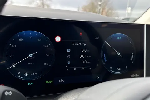 DP24RNN Hyundai Tucson 1.6 T-GDi Ultimate Auto 4WD Euro 6 (s/s) 5dr Thumbnail #41