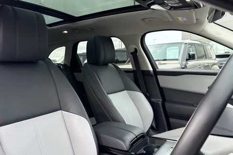 KK24HLO Land Rover Range Rover Velar 2.0 P400e Dynamic HSE 5dr Thumbnail #22