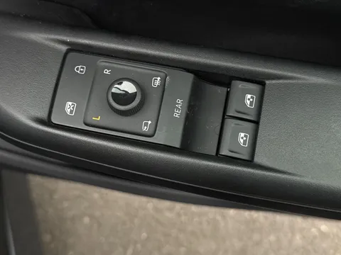 18 of 47 for CUPRA Born 170kW e-Boost V2 59kWh 5dr Auto