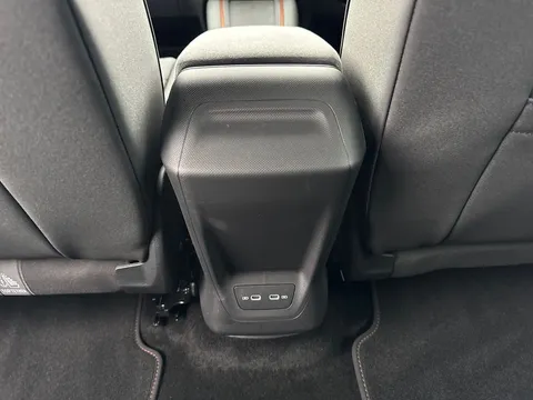 32 of 47 for CUPRA Born 170kW e-Boost V2 59kWh 5dr Auto