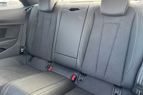 KR74TWY Audi A5 Coup- Black Edition 40 TFSI  204 PS S tronic Thumbnail #20