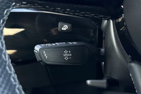 KR74TWY Audi A5 Coup- Black Edition 40 TFSI  204 PS S tronic Thumbnail #38