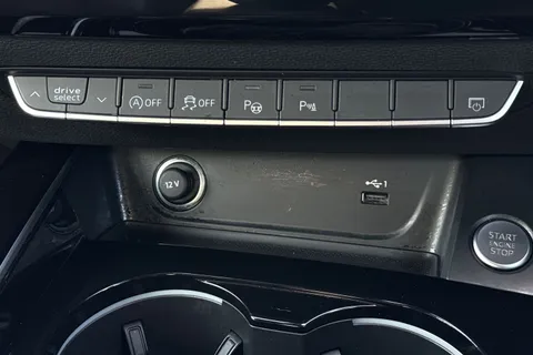 KR74TWY Audi A5 Coup- Black Edition 40 TFSI  204 PS S tronic Thumbnail #43