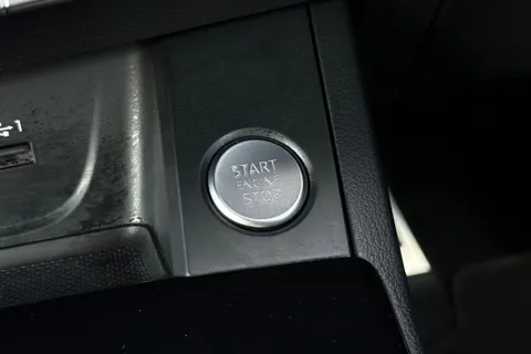 KR74TWY Audi A5 Coup- Black Edition 40 TFSI  204 PS S tronic Thumbnail #44