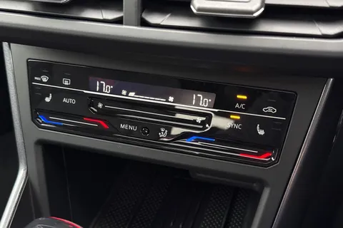  Volkswagen Polo 2.0 TSI GTI DSG Euro 6 (s/s) 5dr Thumbnail #19