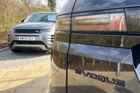 DY75AAF Land Rover Range Rover Evoque 2.0 D200 Edition 5dr Thumbnail #27
