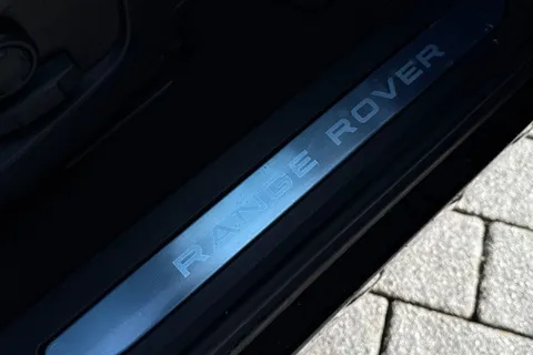 DY75AAF Land Rover Range Rover Evoque 2.0 D200 Edition 5dr Thumbnail #34