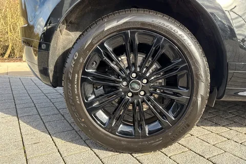 DY75AAF Land Rover Range Rover Evoque 2.0 D200 Edition 5dr Thumbnail #36