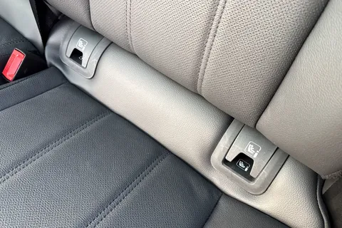 DY75AAF Land Rover Range Rover Evoque 2.0 D200 Edition 5dr Thumbnail #41