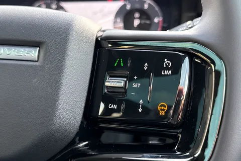 DY75AAF Land Rover Range Rover Evoque 2.0 D200 Edition 5dr Thumbnail #46