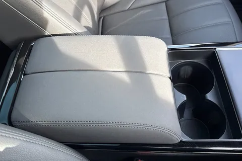 DY75AAF Land Rover Range Rover Evoque 2.0 D200 Edition 5dr Thumbnail #50