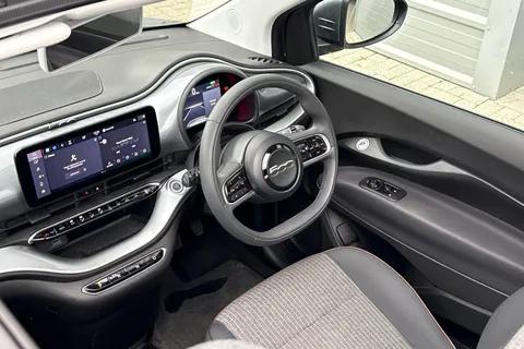 WN72DWG FIAT 500E C 42kWh Icon Auto 2dr Thumbnail #37