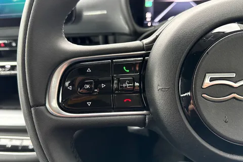 WN72DWG FIAT 500E C 42kWh Icon Auto 2dr Thumbnail #53